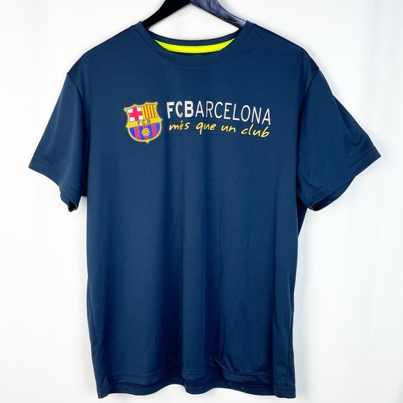 FCB FCBarcelona Més Que Un Club Men’s T-Shirt Size XL Navy EUC ⚽️🥅🏟️ - Picture 1 of 7